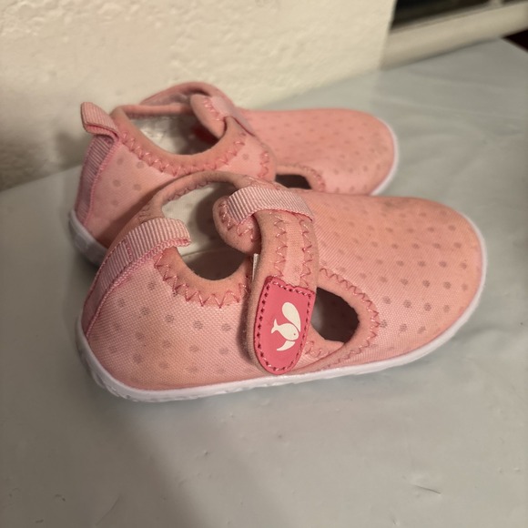 Pink Toddler Pink Shoes Water  Size 6 - Picture 2 of 7